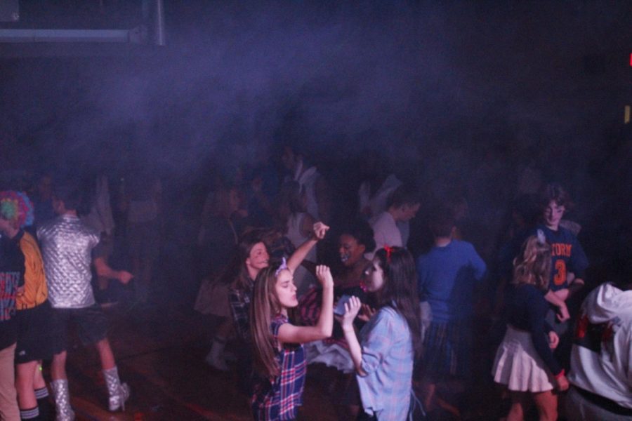 Students+rave+at+the+Mount+Michael+Halloween+dance.+This+year%2C+the+dance+took+place+on+Halloween+which+is+a+rare+occurrence.
